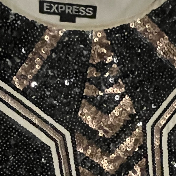 EXPRESS SEQUINED TRIBAL GRAPHIC DRESS. EUC SZ SMALL - Picture 4 of 4